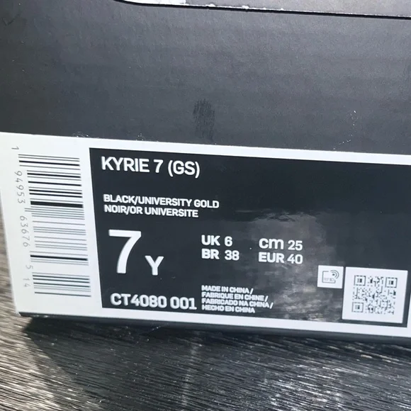 Kyrie 7 Roswell Rayguns (Box Included)